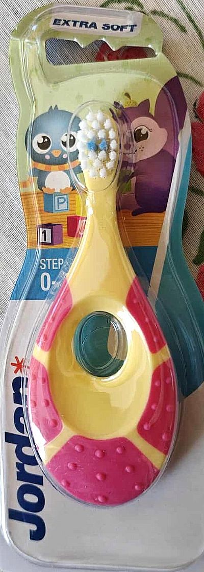 Jordan Step By Step Παιδική Οδοντόβουρτσα για 0-2 ετών. Διάφορα χρώματα.